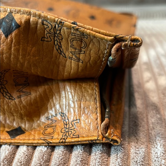 MCM Large Tan Visetos Clutch - Picture 12 of 14